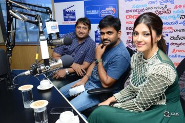 Mahanubhavudu Movie Team At Radio City